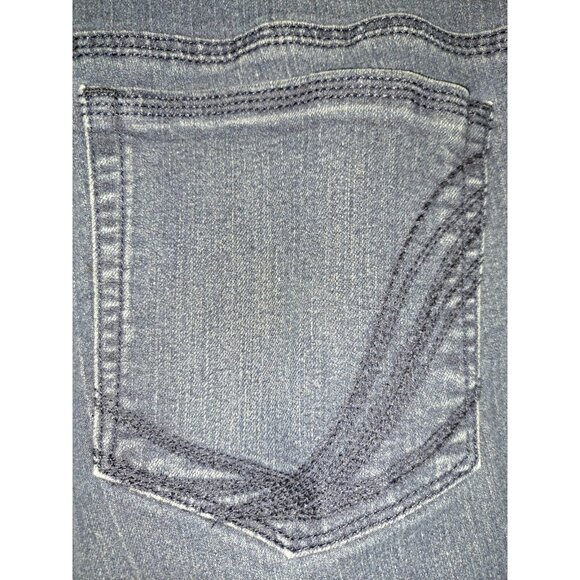 Style & Co Womens 22WP Blue Jeans Straight Leg Stretch Denim Pants Medium Wash - Picture 9 of 9